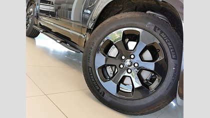 Defender 110 9