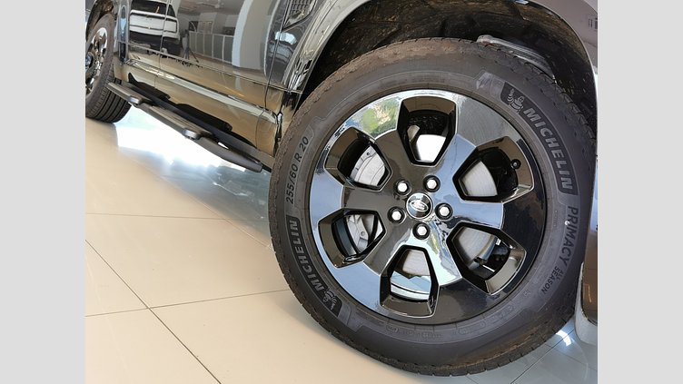 2025 認定中古車 Land Rover Defender 110 カルパチアングレイ D350 ディーゼルマイルドハイブリッド X-Dynamic HSE