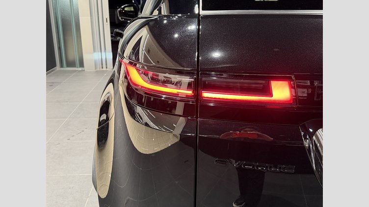 2024 認定中古車 Land Rover Range Rover Evoque サントリーニブラック D200マイルドハイブリッド（ディーゼル） Standard Wheelbase DYNAMIC SE