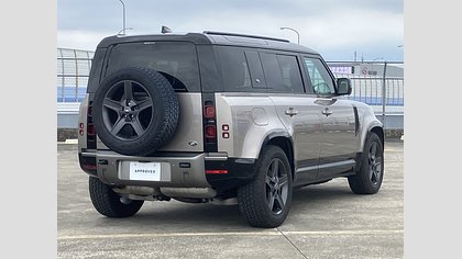 Defender 110 5