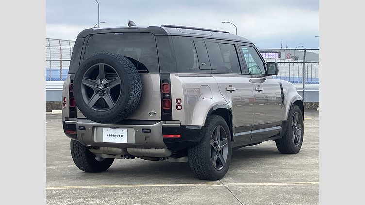 2023 認定中古車 Land Rover Defender 110 ランタオブロンズ D300 AWD（AT） X-DYNAMIC HSE