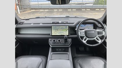 Defender 110 12