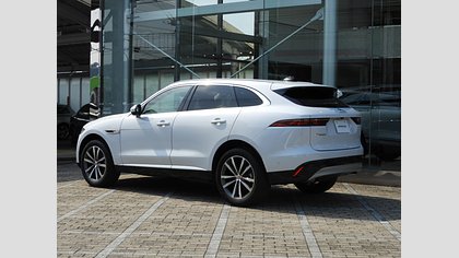 F-Pace 4
