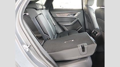 F-Pace 40