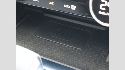 F-Pace 52
