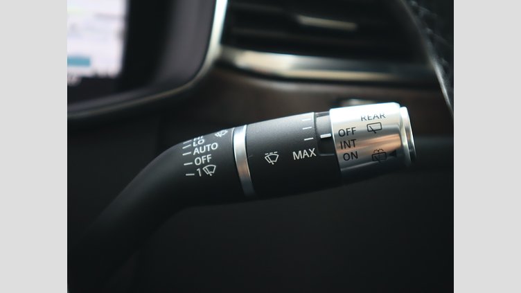 2021 認定中古車 Jaguar F-Pace ユーロンホワイト P250 AWD（オートマチック） S