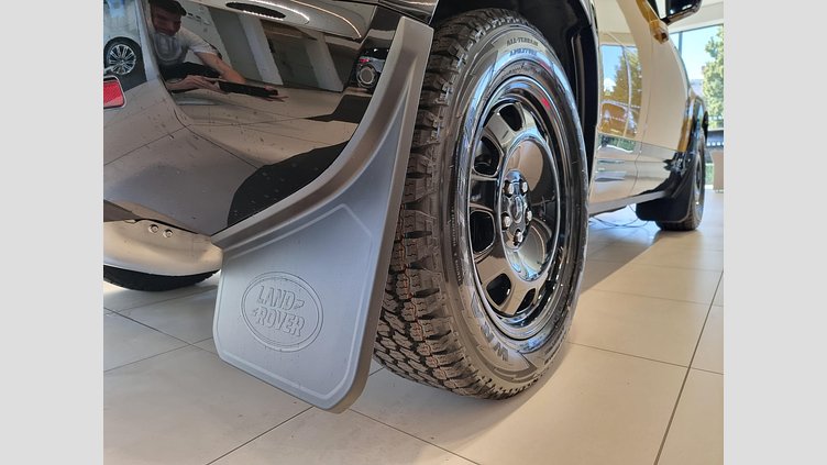 2026 Nova vozila Land Rover Defender 110 Deep Sandglow Yellow D350 AWD AUTOMATIC MHEV TROPHY EDITION