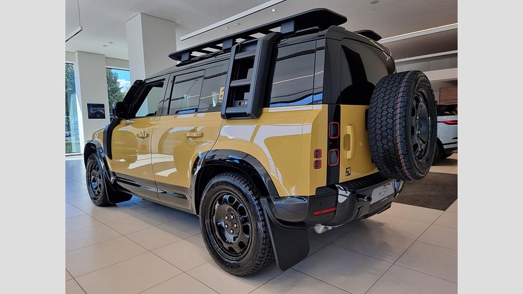 2026 Nova vozila Land Rover Defender 110 Deep Sandglow Yellow D350 AWD AUTOMATIC MHEV TROPHY EDITION