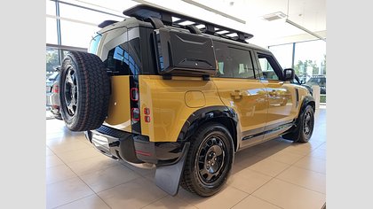 Defender 110 5