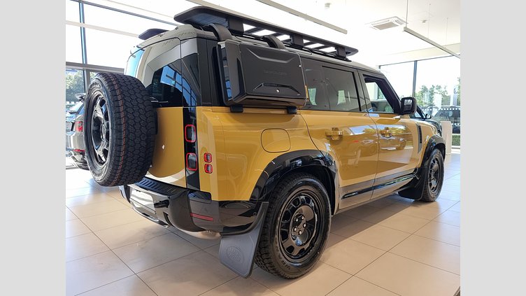 2026 Nova vozila Land Rover Defender 110 Deep Sandglow Yellow D350 AWD AUTOMATIC MHEV TROPHY EDITION