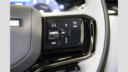 Range Rover Velar 38