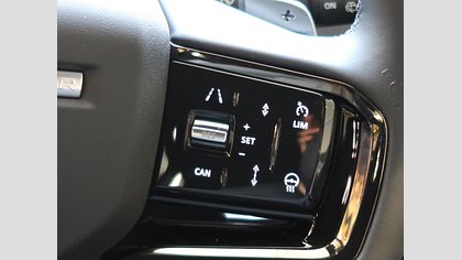 Range Rover Evoque 75