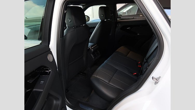 2024 認定中古車 Land Rover Range Rover Evoque フジホワイト D200マイルドハイブリッド（ディーゼル） Standard Wheelbase DYNAMIC SE