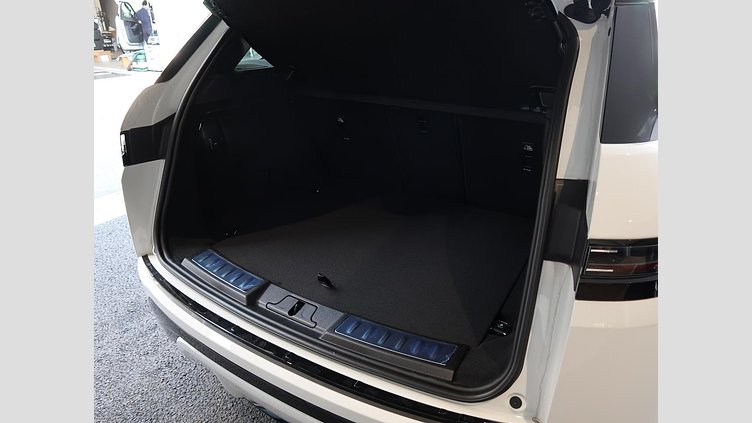 2024 認定中古車 Land Rover Range Rover Evoque フジホワイト D200マイルドハイブリッド（ディーゼル） Standard Wheelbase DYNAMIC SE