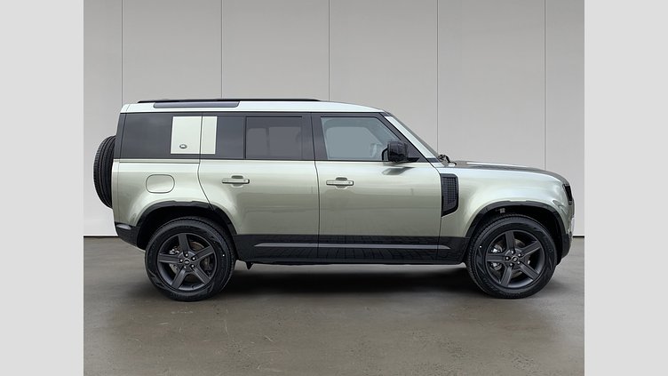 2023 Approved Land Rover Defender 110 Pangea Green D200 AWD Auto MHEV SE
