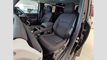 Defender 110 2