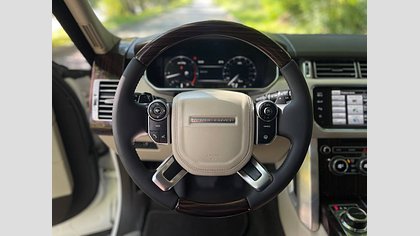 Range Rover 12
