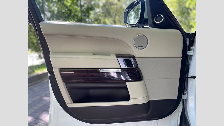 2015 Вживаний Land Rover Range Rover Fuji White 3.0 litre V6 Diesel Aut