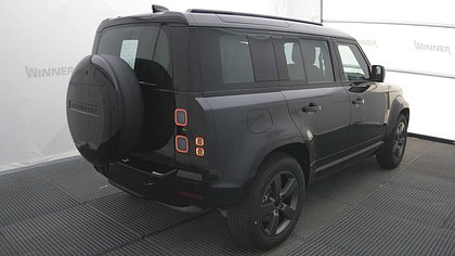 Defender 110 3