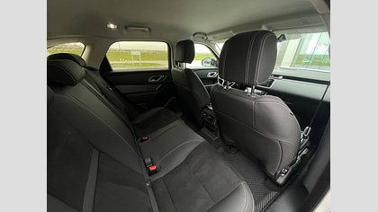 Range Rover Velar 13