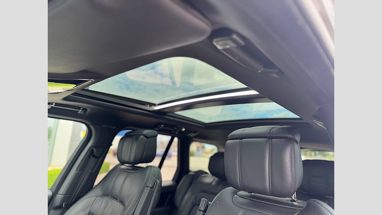 2018 Вживаний Land Rover Range Rover Santorini Black 4.4 litre SDV8 Diesel Autobiography