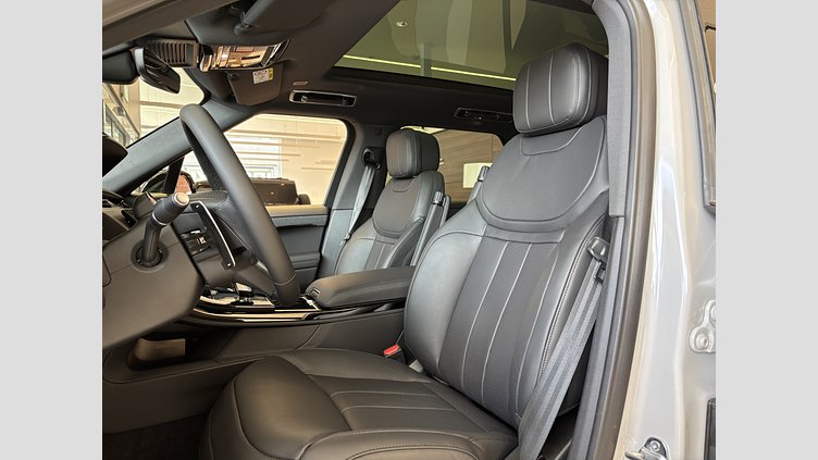 2025 Ny Land Rover Range Rover Sport Borasco Grey P460e Bensin Plug-in Hybrid Kort hjulbas (SWB) SE