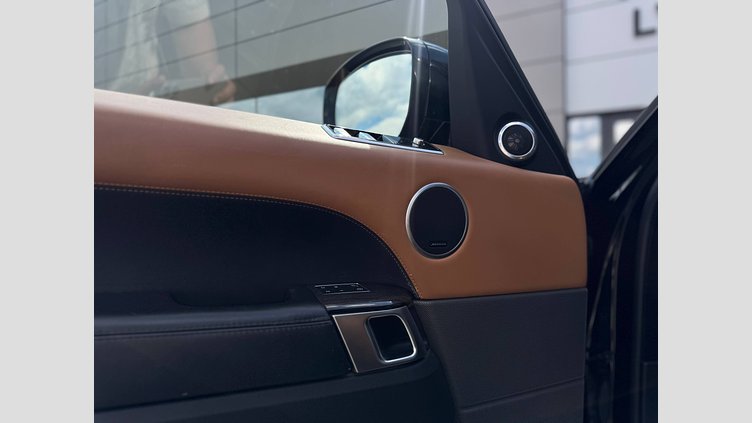2018 Вживаний Land Rover Range Rover Sport Santorini Black 3L TDVG2 D6 Twin HSE