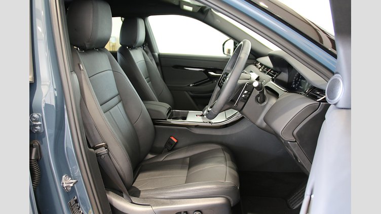 2024 認定中古車 Land Rover Range Rover Evoque トライベッカブルー D200マイルドハイブリッド（ディーゼル） S