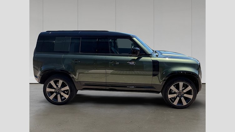 2025 Approved Land Rover Defender 110 Woolstone Green 3.0D I6 350 CP X-Dynamic HSE