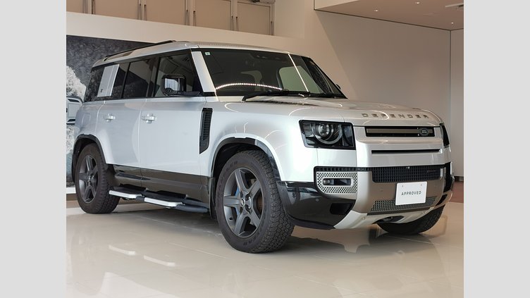 2021 認定中古車 Land Rover Defender 110 ハクバシルバー D300 AWD（AT） X-DYNAMIC SE