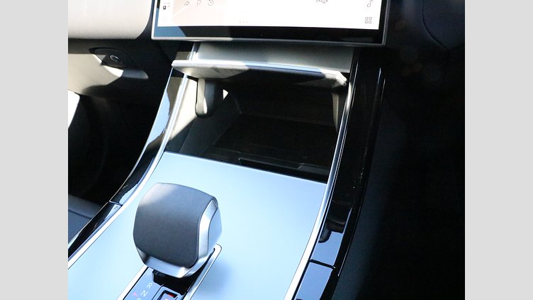 2024 認定中古車 Land Rover Range Rover Velar オストゥーニパールホワイト P250ガソリン スタンダードホイールベース S