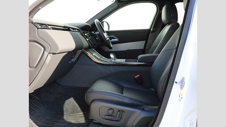 2024 認定中古車 Land Rover Range Rover Velar オストゥーニパールホワイト P250ガソリン スタンダードホイールベース S