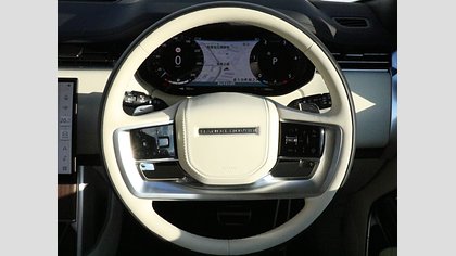 Range Rover 27