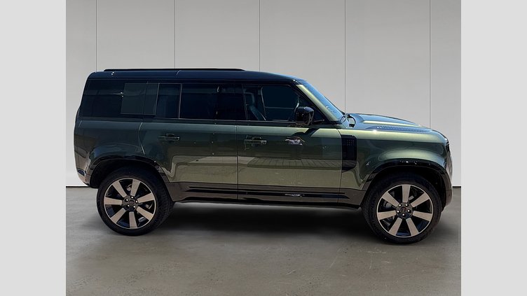 2025 Approved Land Rover Defender 110 Woolstone Green 3.0D I6 350 CP X-Dynamic HSE