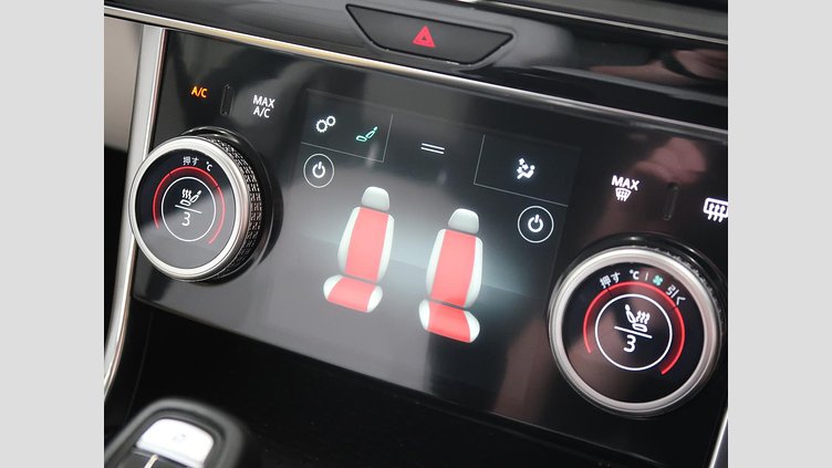 2019 認定中古車 Jaguar XE アイガーグレー D180 RWD AUTOMATIC 4 door Saloon S