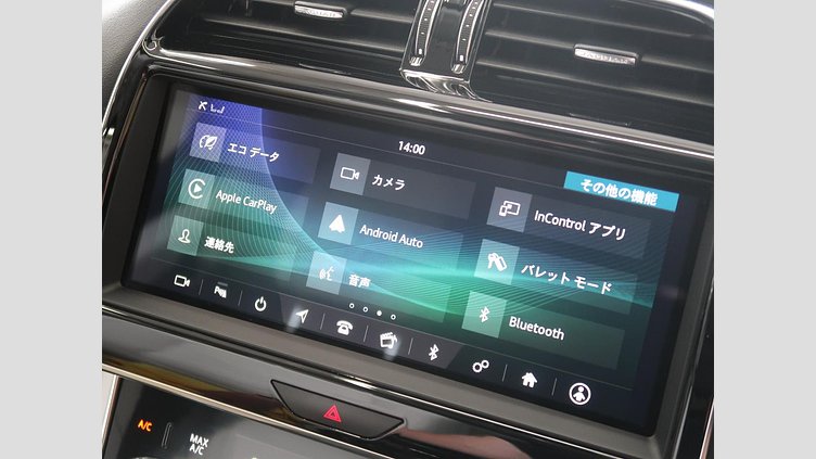 2019 認定中古車 Jaguar XE アイガーグレー D180 RWD AUTOMATIC 4 door Saloon S
