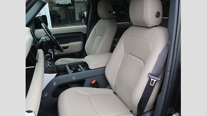 Defender 110 1
