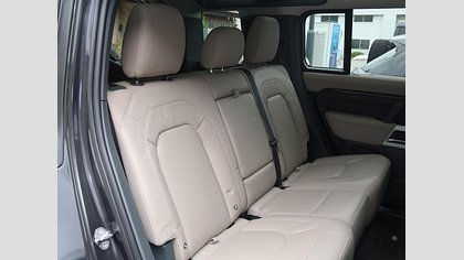 Defender 110 30