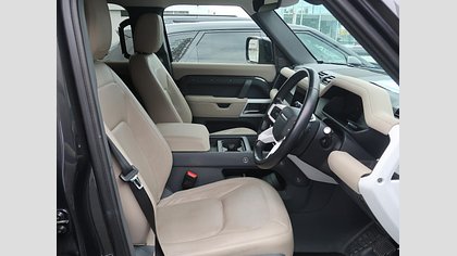 Defender 110 45