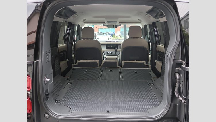 2023 認定中古車 Land Rover Defender 110 Carpathian Grey 2.0 litre i4P Petrol SE