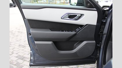 Range Rover Velar 12