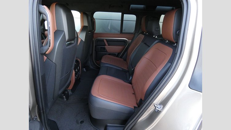 2025 Новий Land Rover Defender 110 Petra Copper Бензин P635 MHEV OCTA