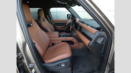 Defender 110 10