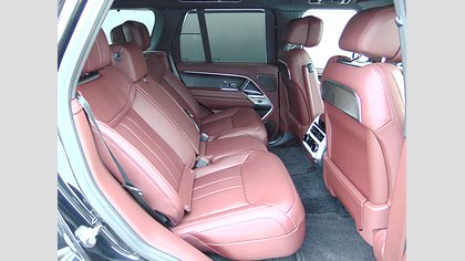 Range Rover 10