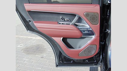 Range Rover 12