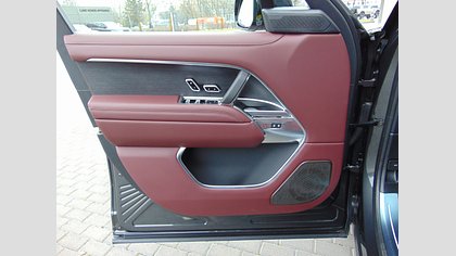 Range Rover 11