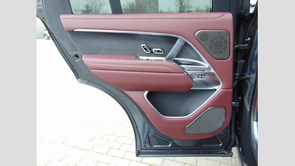 Range Rover 12
