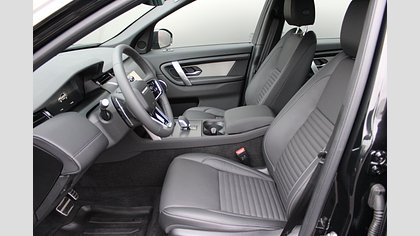 Discovery Sport 9