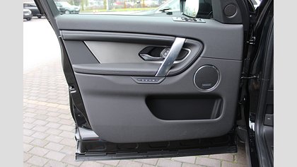 Discovery Sport 11