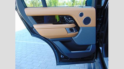 Range Rover 10